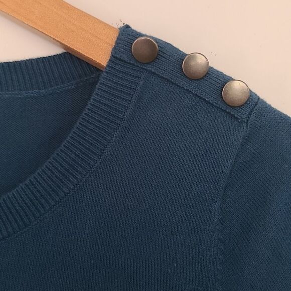 Loft Sweater - Size XS - Picture 2 of 4